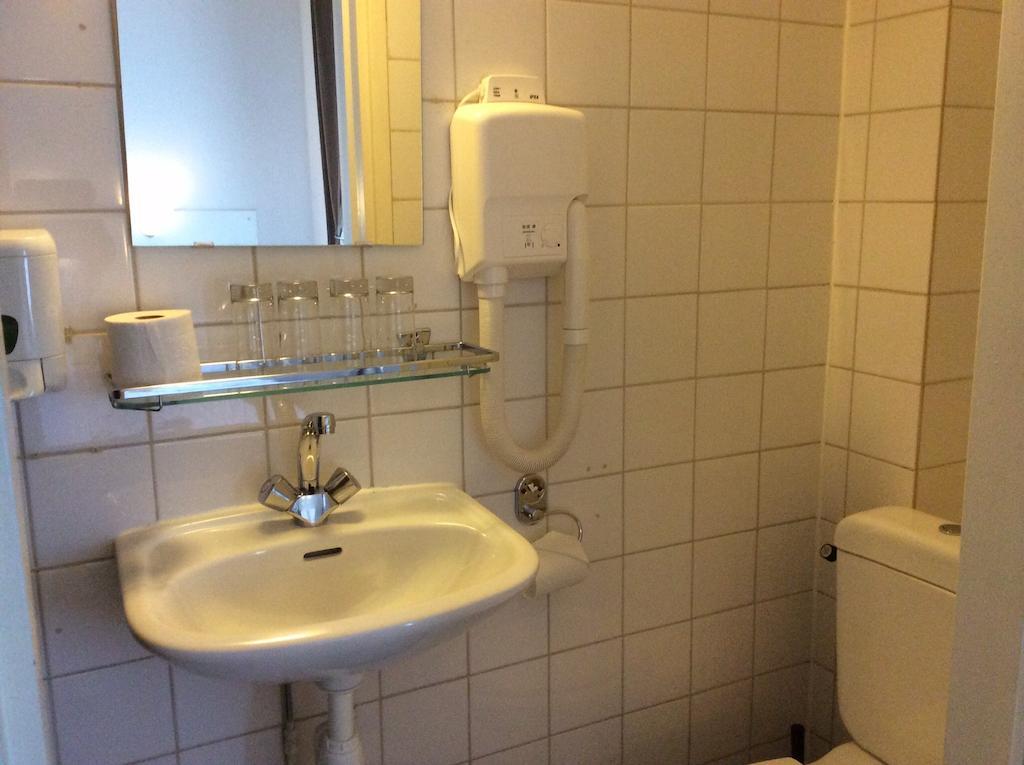 Budget Hotel Barbacan Amsterdam Exteriér fotografie